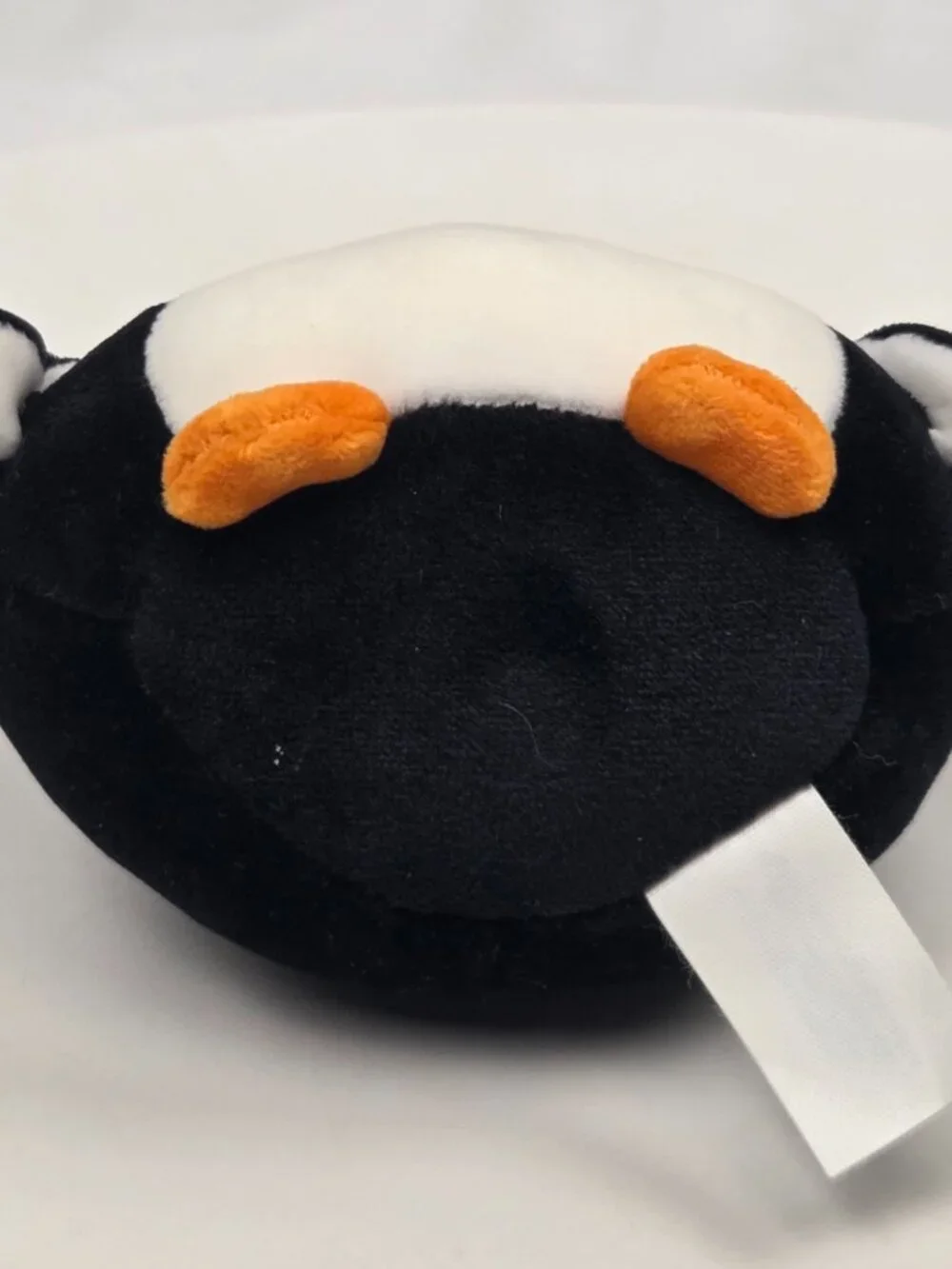 N/A small penguin
